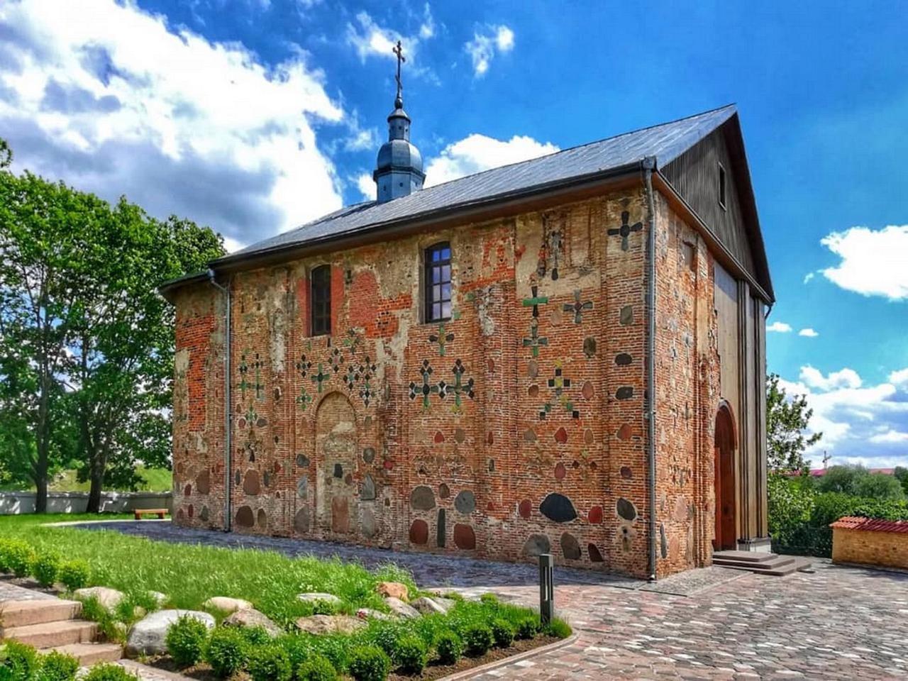 Бе­ло­рус­ская кру­го­свет­ка из Бре­ста, 4 дня photo 1