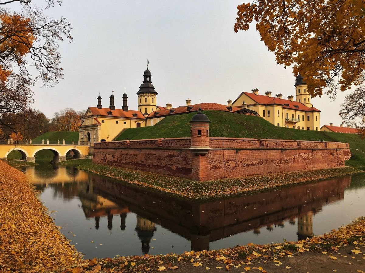  Несвиж (ночлег в замке) — Мир, 2 дня. Все Включено! photo 3