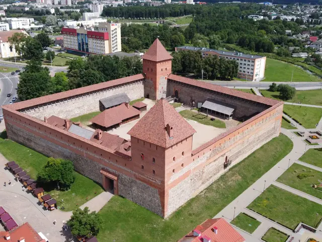 Экскурсия Хрумстик и стеклозавод Неман