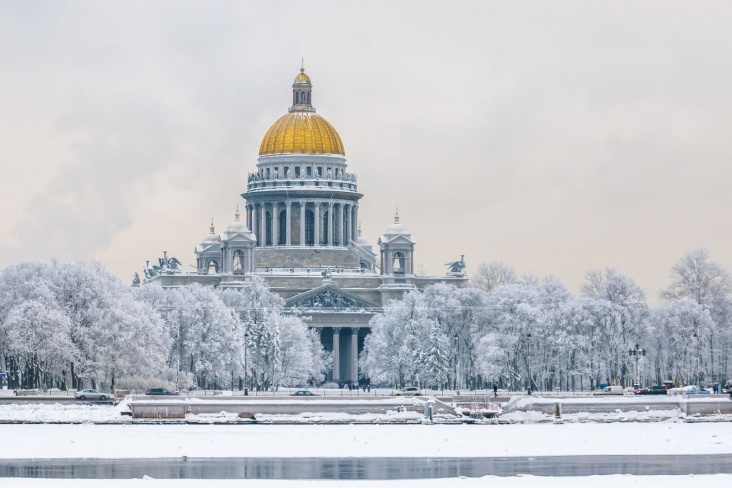 Классический Новый год в Санкт-Петербурге на поезде 2027 (5 дней) main photo