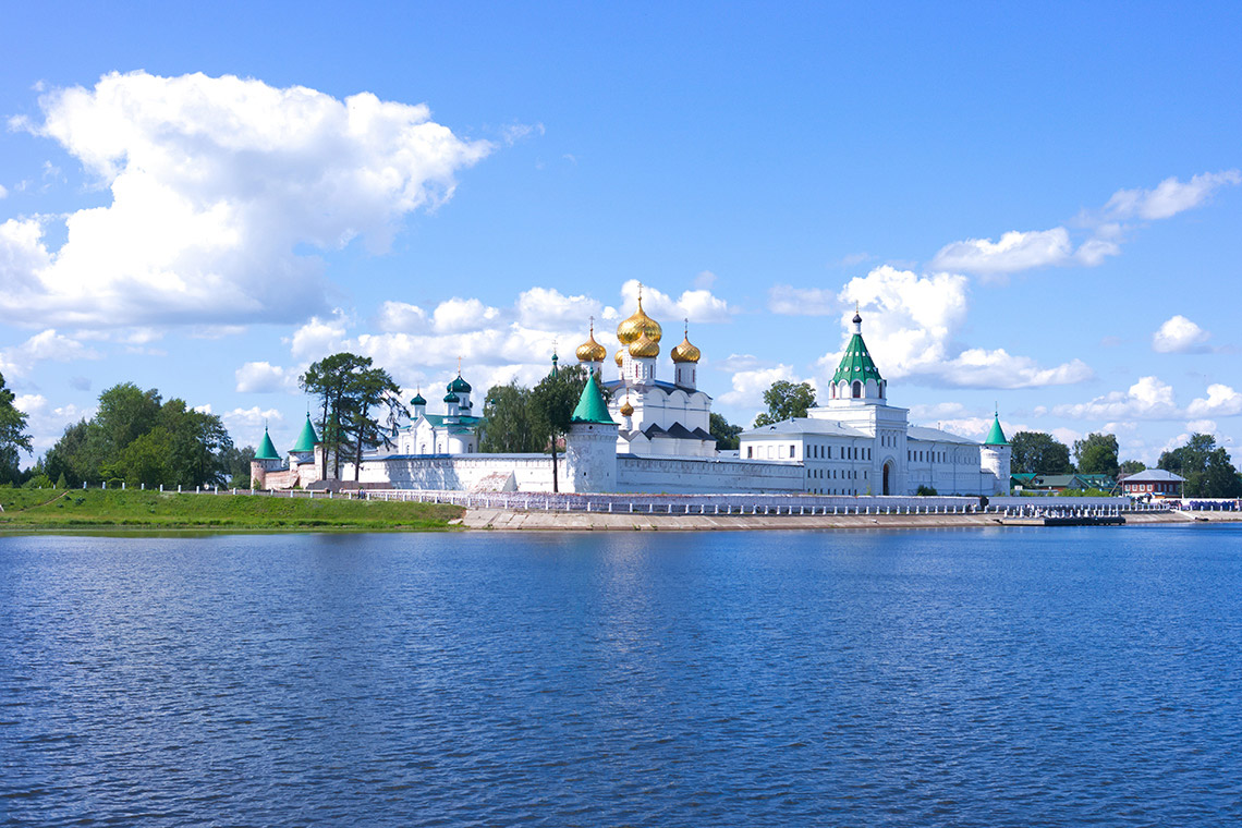 Увлекательное золотое кольцо России на автобусе photo 0