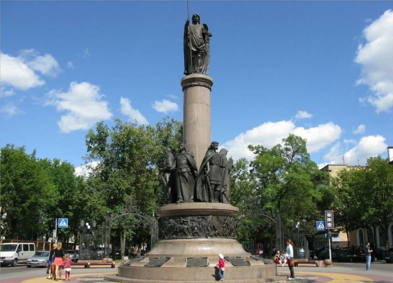 Брест (ночлег) — Каменец — Беловежская пуща — Музей народного быта 2 дня / 1 ночь (суббота — воскрес photo 0